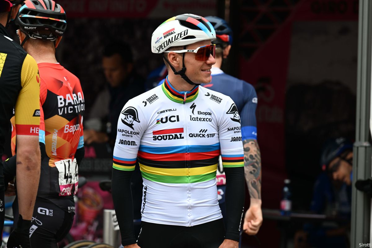 Evenepoel exchanged messages with Pogacar after Slovenian's Tour advice: "Not this year, that's my answer"